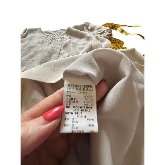 Deco Beige Silk Dress - Picture 9 of 16